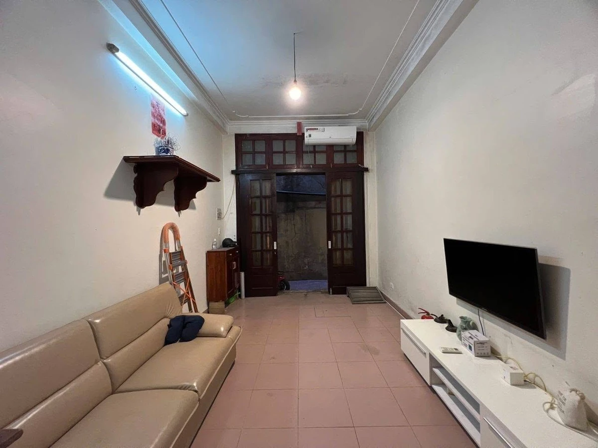 Cho thuê nhà 4 tầng Ngọc Khánh, 30m², 2PN, full đồ 14 triệu/tháng - Ảnh thu nhỏ 2