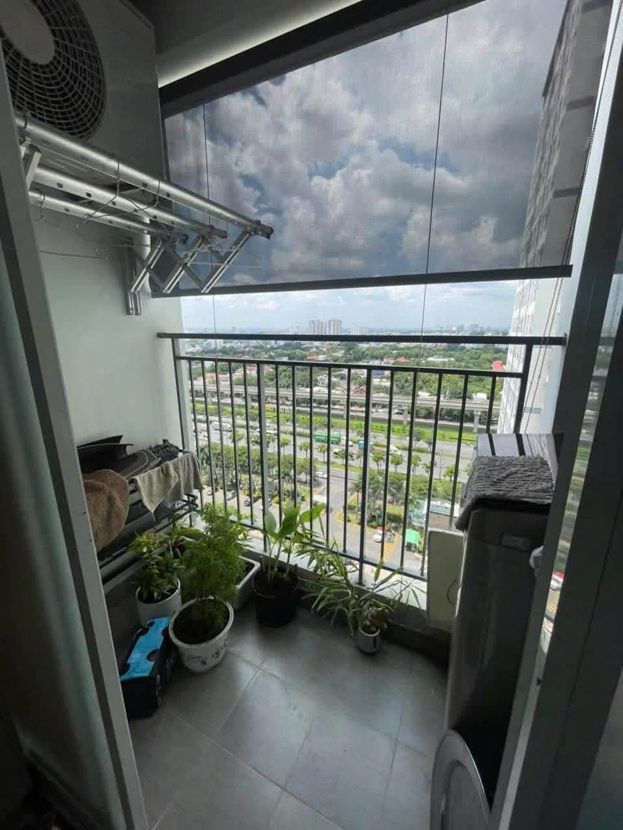 Bán căn góc 2PN full nội thất 62.6m² Saigon Gateway 3.85 tỷ - Ảnh thu nhỏ 2