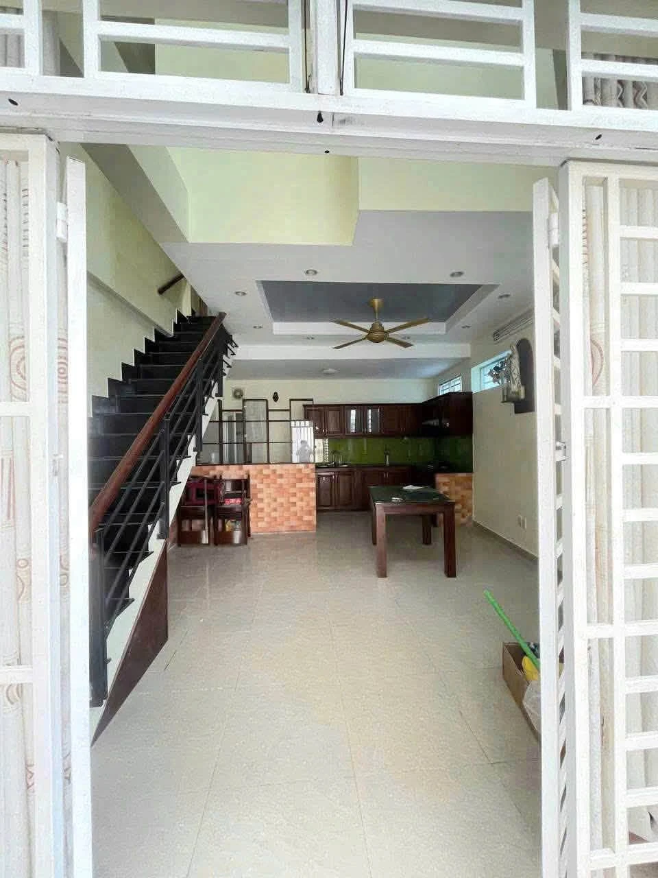 Cho thuê nhà nguyên căn hẻm Bành Văn Trân, 4PN, 42m², 13tr/tháng - Ảnh 1