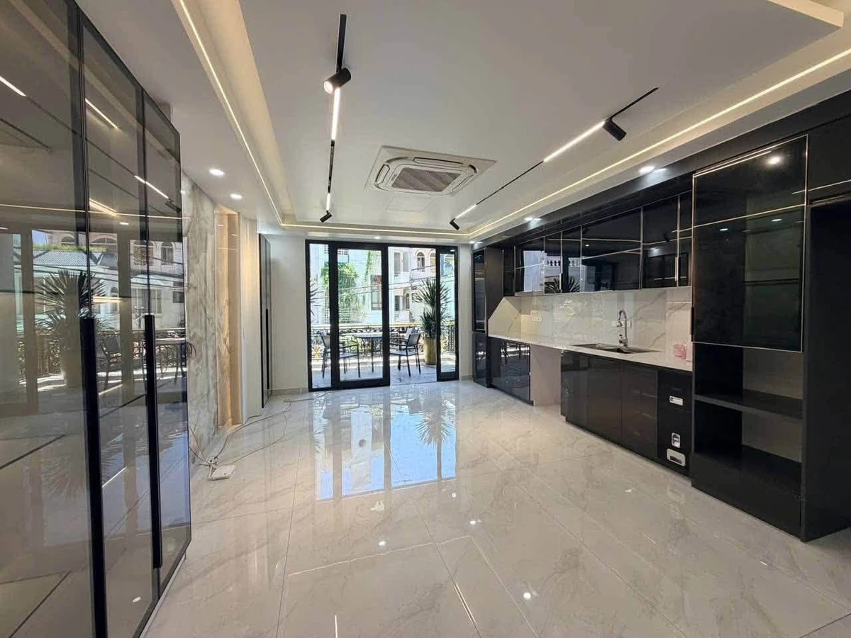 Bán nhà 5 tầng 90m2 có thang máy mặt đường tuyến 2 Hồ Sen Nguyễn Văn Linh giá 11,2 tỷ - Ảnh thu nhỏ 5