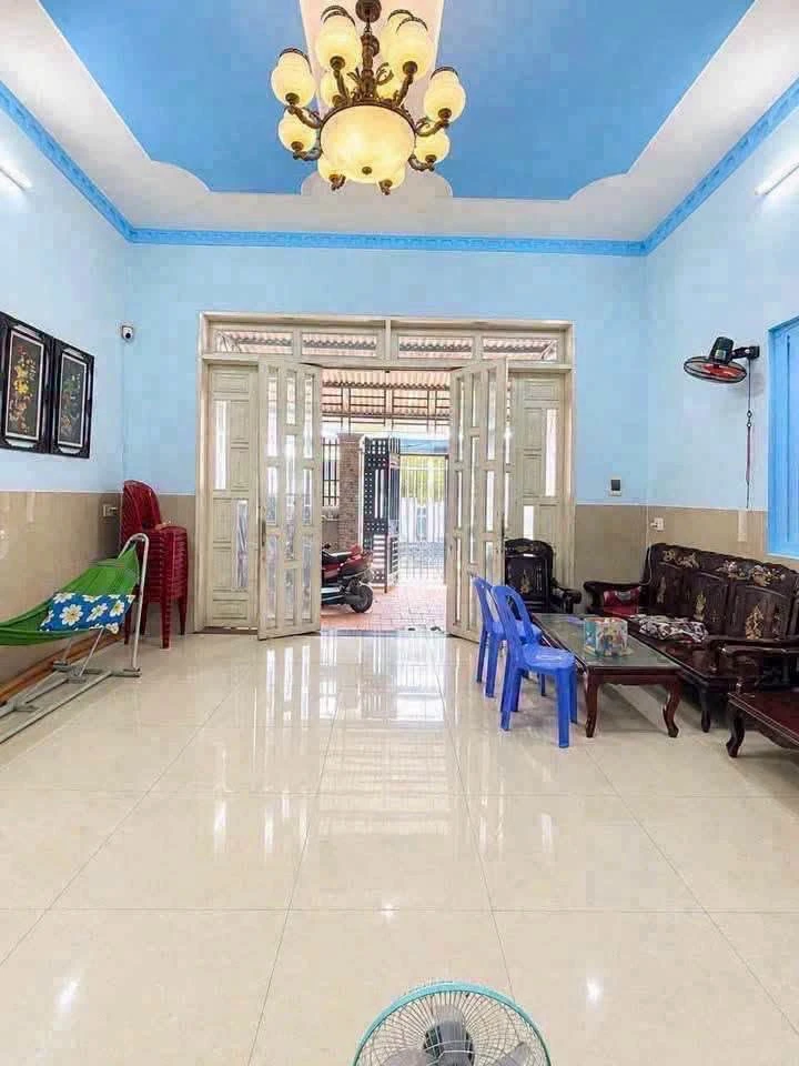 Bán nhà 1 trệt 1 lầu 120m² Phước Tân, 3 phòng ngủ - Ảnh thu nhỏ 2
