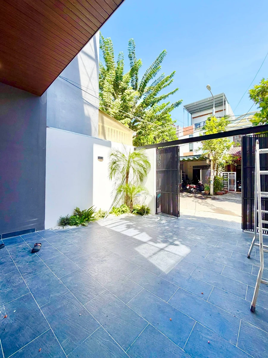Bán nhà 3 tầng mới xây, 100m², Hoà Xuân, Đà Nẵng, 7,95 tỷ - Ảnh thu nhỏ 4