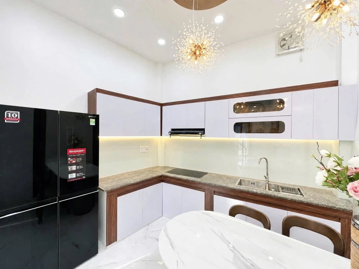 Bán nhà 5PN 4WC mặt tiền 136m2 Phan Xích Long Q1 - Ảnh thu nhỏ 3
