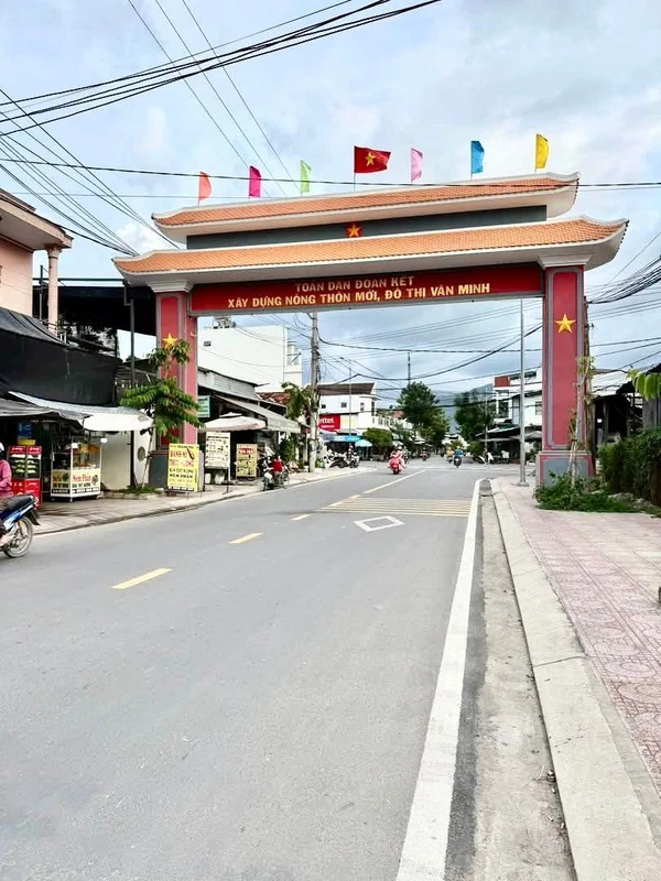 Bán shophouse mặt tiền 70m2 Khánh Hòa giá 2 tỷ 350 triệu