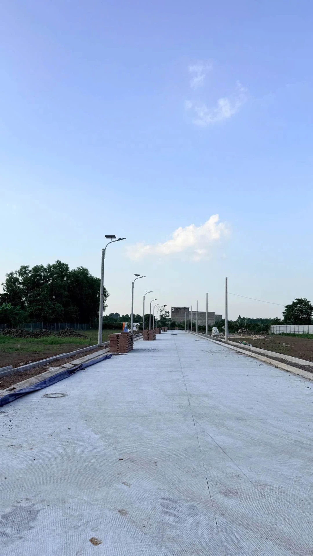 Bán đất nền thổ cư sổ riêng mặt tiền đường 10m giá 849 triệu gần BV Ái Nghĩa - Ảnh 1