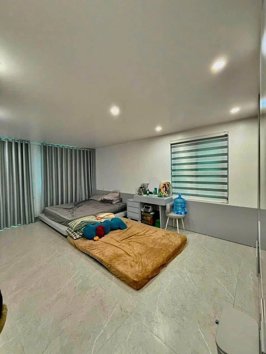 Bán nhà riêng 72m2 mặt tiền Lê Lợi, Quận 1 - 7 tỷ - Ảnh thu nhỏ 4