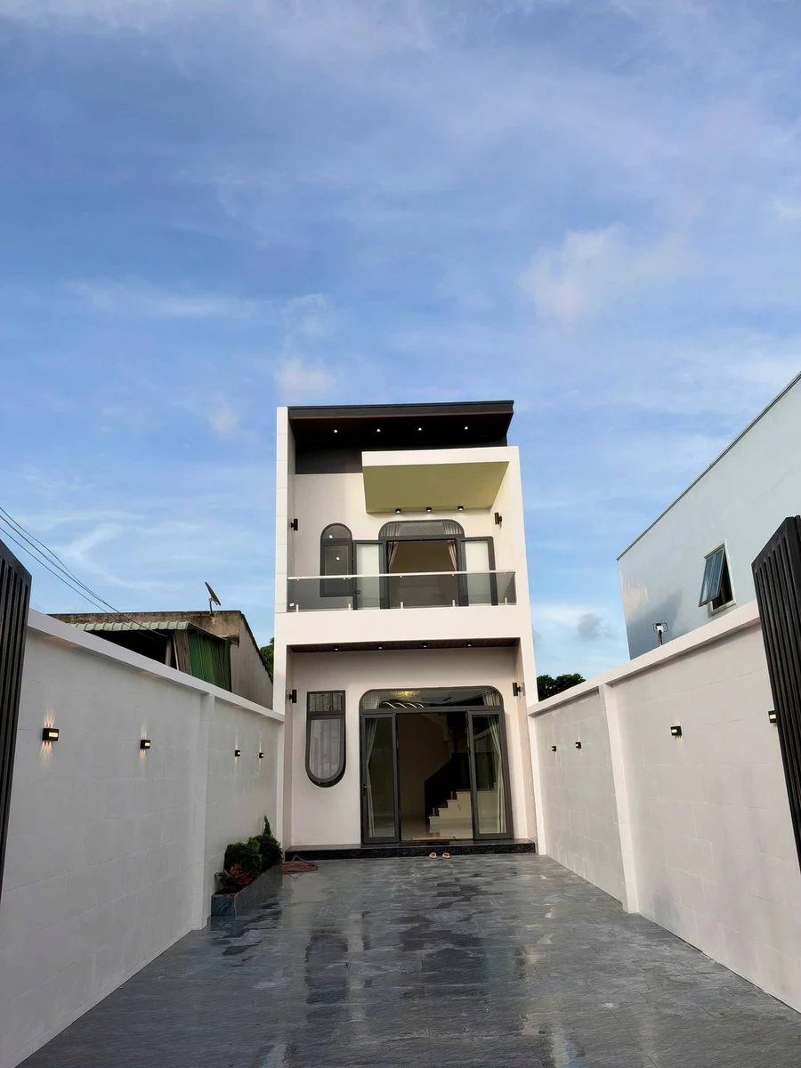 Bán nhà 1 trệt 1 lầu mới 143,7 m² Xã Long Điền Vũng Tàu - Ảnh 1