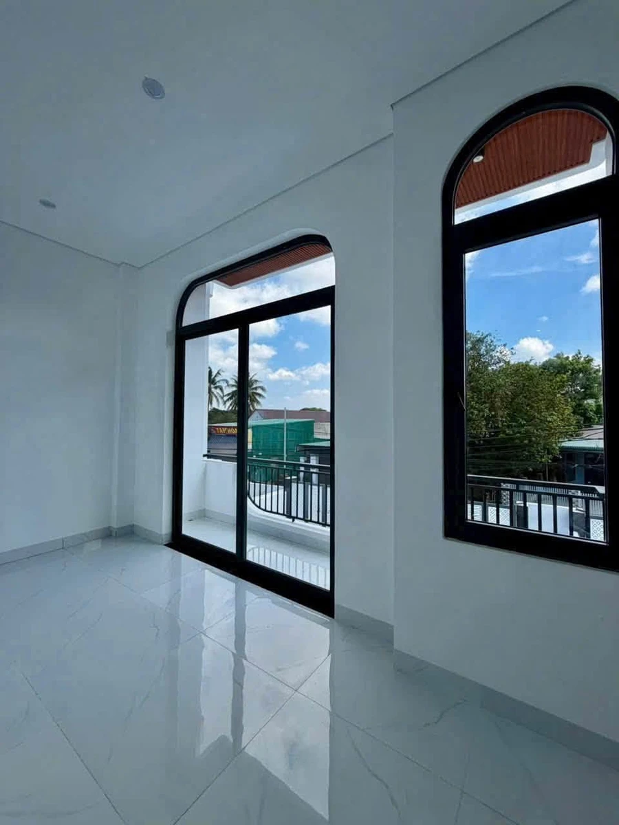 Bán nhà mặt tiền Nguyễn Trường Tộ 105m² 2,96 tỷ - Ảnh thu nhỏ 2