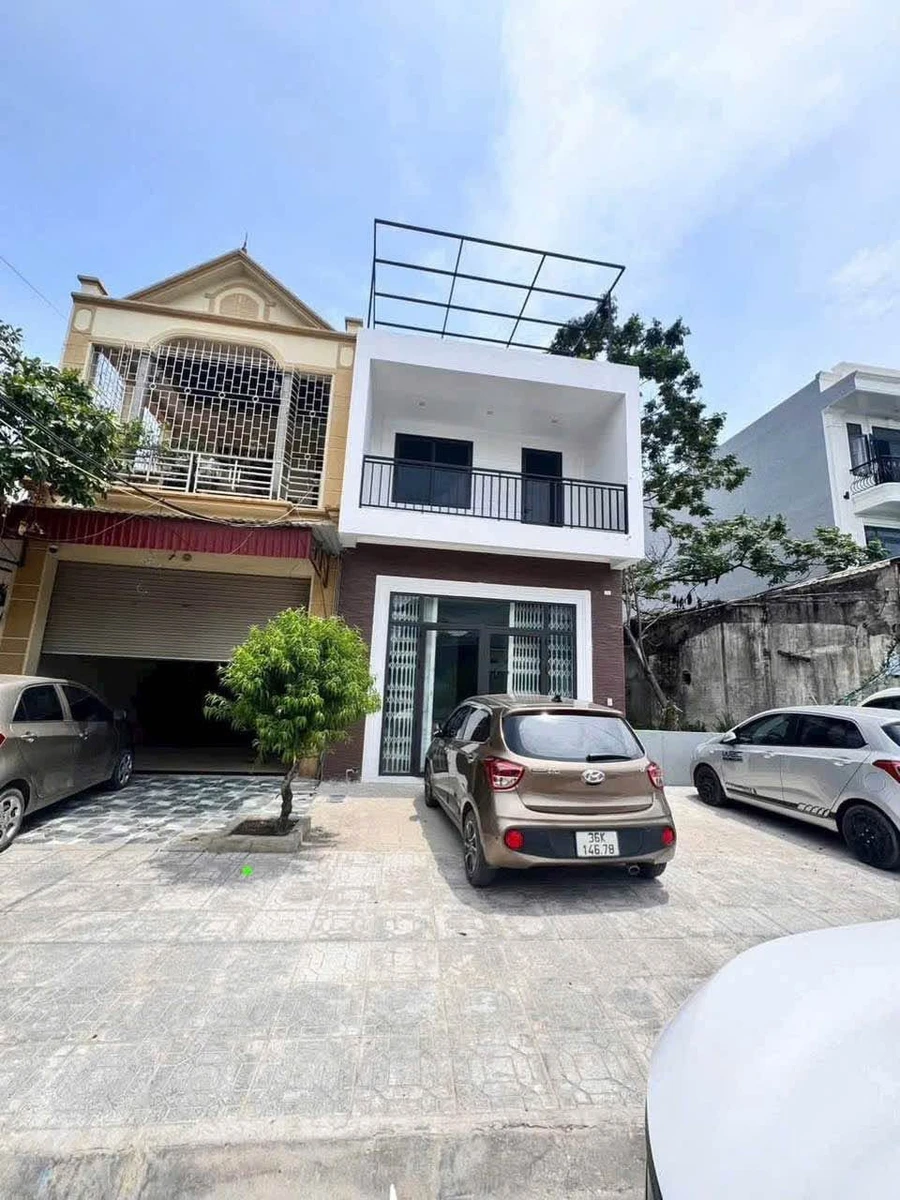 Bán nhà 3 tầng 125m² cạnh ĐH Công Nghiệp, 2 tỷ - Ảnh thu nhỏ 2