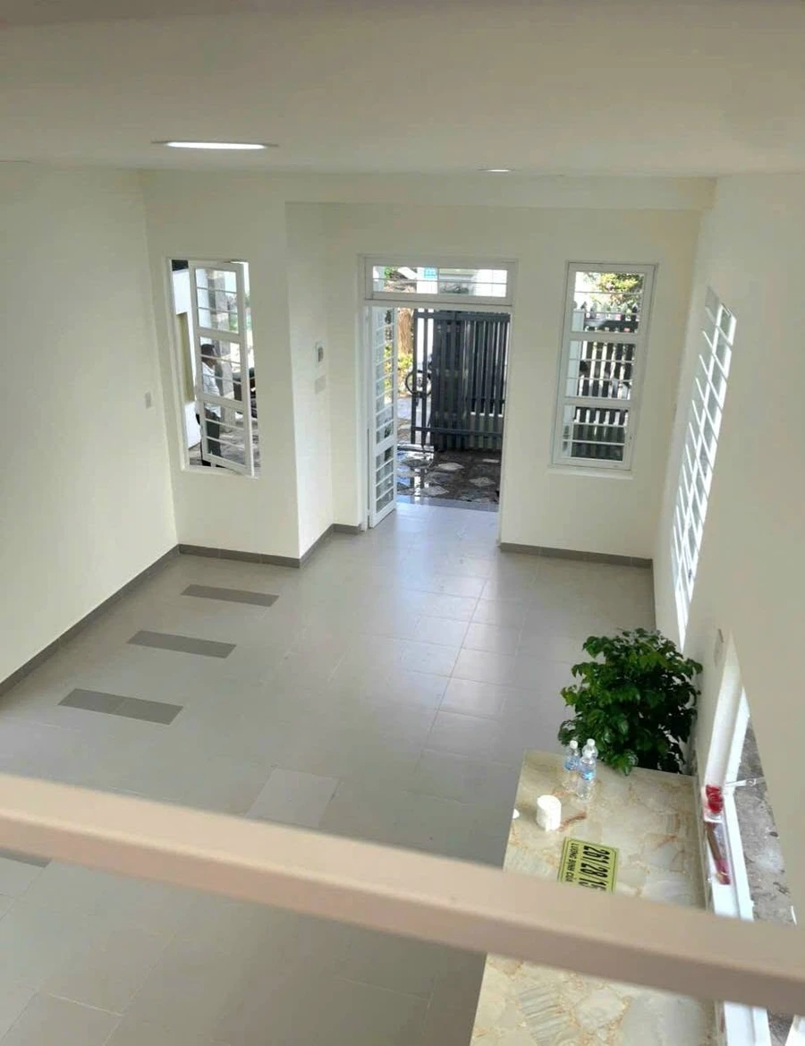 Bán nhà 3PN 155,6m2 đường Xóm Chiếu, Phường Tây Nha Trang, giá 4,95 tỷ - Ảnh thu nhỏ 2