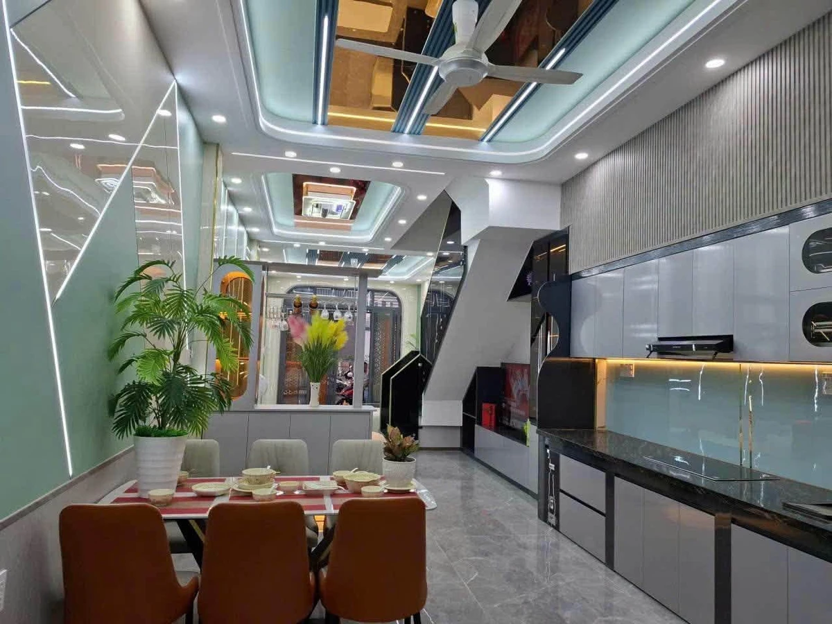 Bán nhà 3 tầng 200m² khu cao cấp Lê Phong, 4,75 tỷ - Ảnh thu nhỏ 5