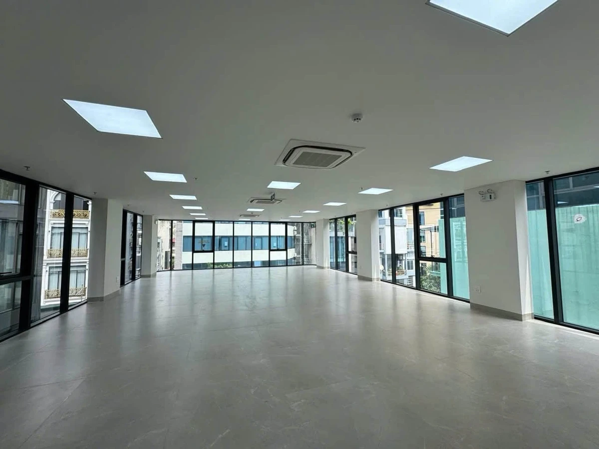 Bán shophouse 3 mặt tiền Thanh Xuân 160m² 130 tỷ - Ảnh thu nhỏ 2