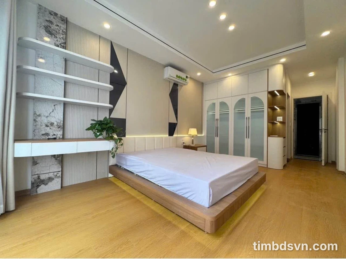 Bán nhà 6 tầng 4 PN 33m² Khương Trung - Giảm 800 triệu - Ảnh 1