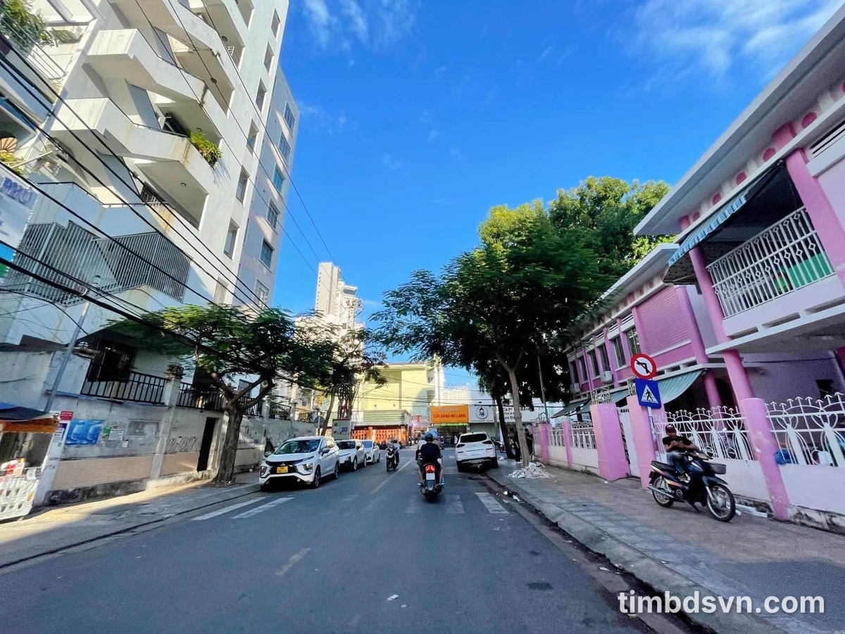 Bán nhà phố góc 157m2 mặt tiền Bạch Đằng, Nha Trang - 58 tỷ - Ảnh thu nhỏ 3