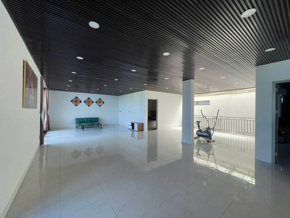 Bán biệt thự 3 tầng 270m² có hồ bơi sát sông Hàn, Đà Nẵng - Ảnh thu nhỏ 3