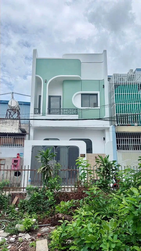 Bán nhà 1 trệt 1 lầu Phan Thiết 96m2, 2PN, 2WC, 2 tỷ 450