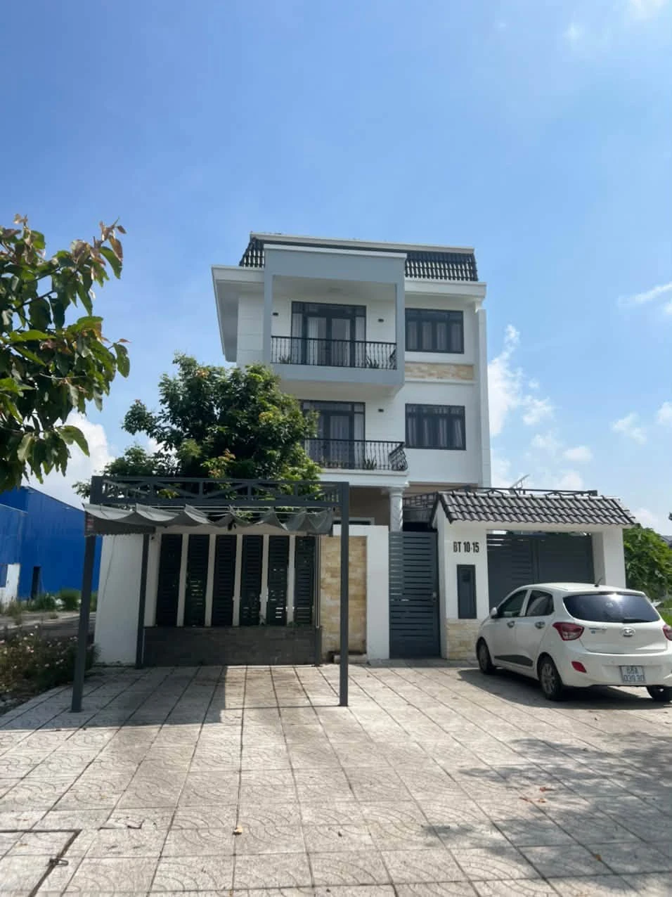 Bán biệt thự mặt tiền Tôn Đức Thắng 270m² giá 9.9 tỷ - Ảnh 1