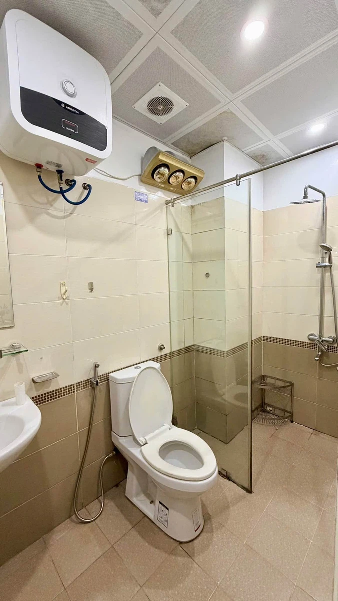 Bán căn hộ 2PN full nội thất 100m² Hạ Long Center Quận 1 - Ảnh thu nhỏ 2