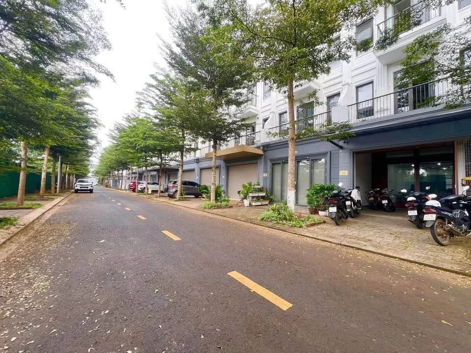 Bán nhà 4 tầng 5x20m Ecocity Buôn Ma Thuột giá 7,5 tỷ - Ảnh 1