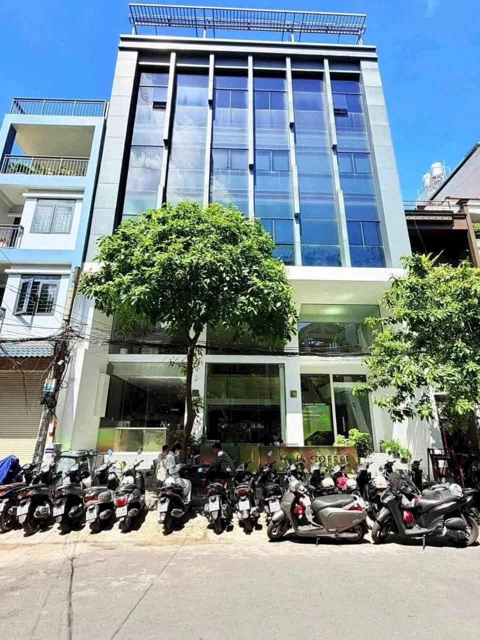 Bán tòa building 8 tầng Nguyễn Gia Trí Bình Thạnh 240m2, 8 tỷ - Ảnh 1