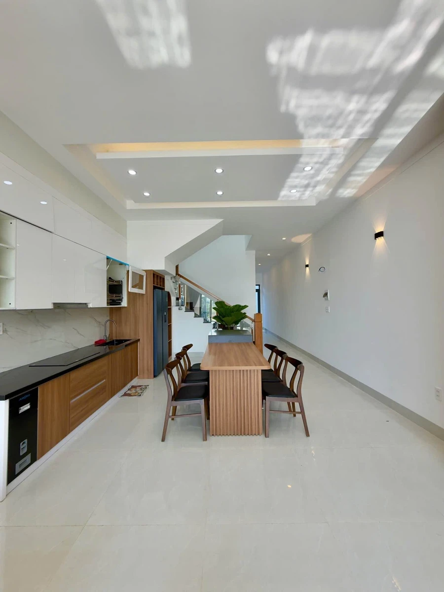 Nhà bán 1 trệt 1 lầu 130m² Buôn Ma Thuột, đầy đủ nội thất - Ảnh thu nhỏ 5