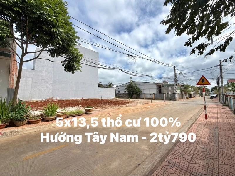 Bán đất thổ cư 5x13,5m hẻm 23 Mai Thị Lựu, Buôn Ma Thuột giá 2,79 tỷ/lô