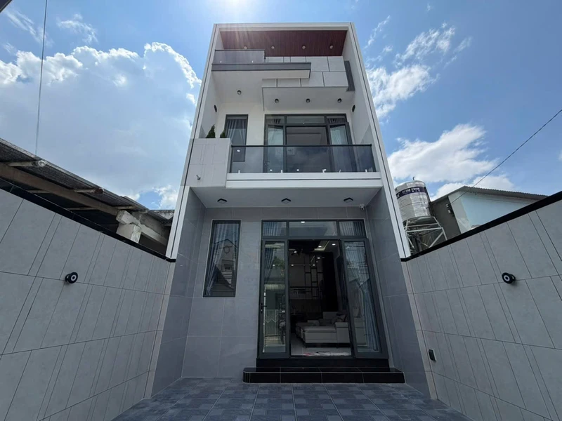 Bán nhà lầu 3 PN, 4 WC, 111.7m² tại Tây Ninh, 3.25 tỷ