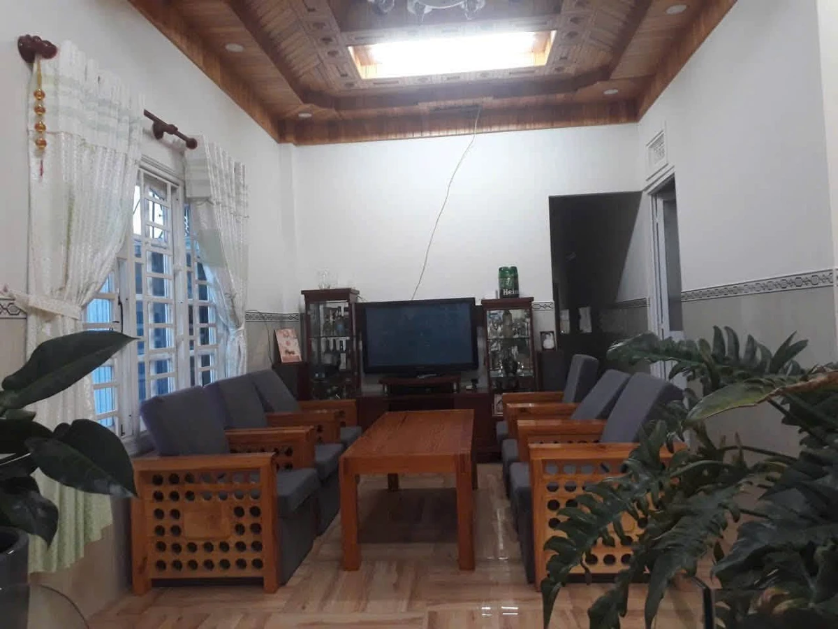Bán nhà sân vườn 215m2 Bạch Đằng Đà Lạt 7,5 tỷ - Ảnh thu nhỏ 3