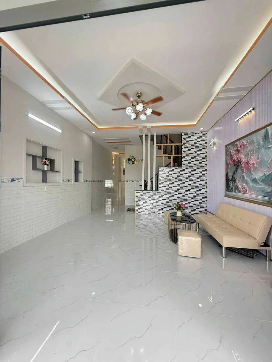 Bán nhà 5x20m, 4 phòng ngủ, 2 WC tại Tân Kim, Cần Giuộc - 2 tỷ 550 triệu - Ảnh thu nhỏ 3