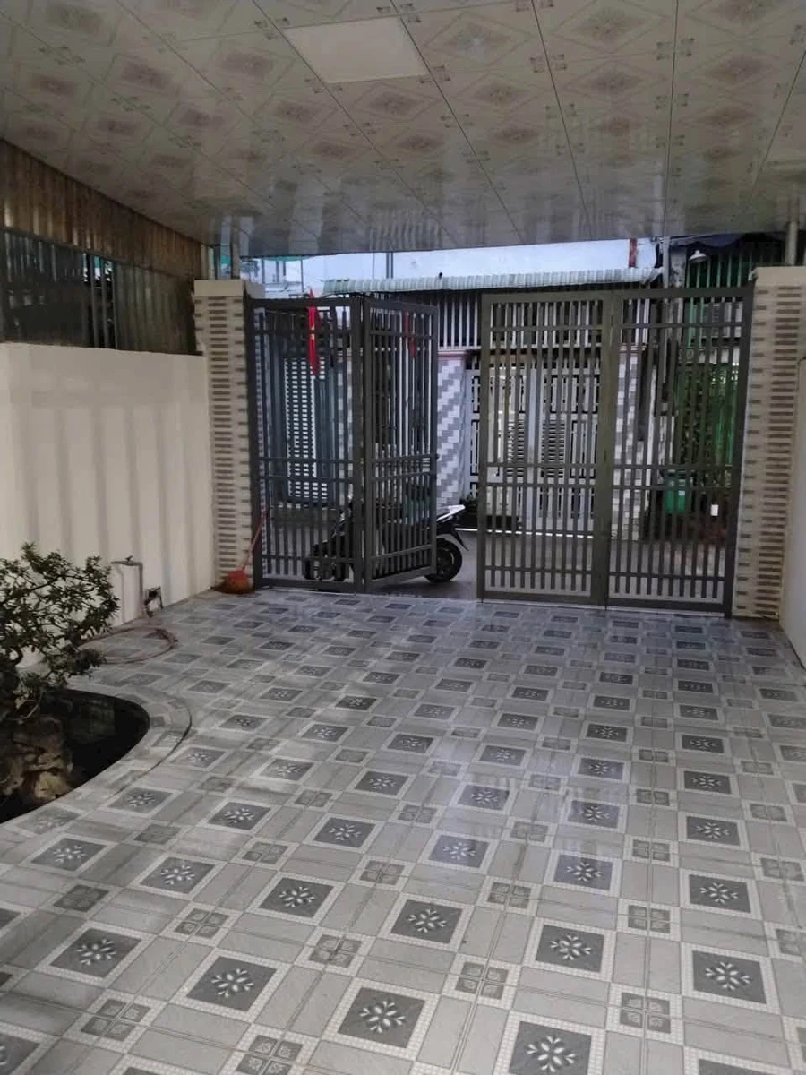 Bán nhà biên nhận riêng 5,5x21m, 2 phòng ngủ, KP3A Trảng Dài, Biên Hòa giá 1 tỷ 420 triệu - Ảnh 1