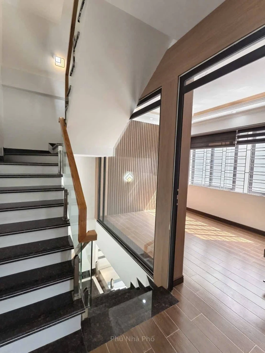 Bán nhà 4 tầng lô góc phố Trung Hành 45m² 5,5 tỷ - Ảnh thu nhỏ 4