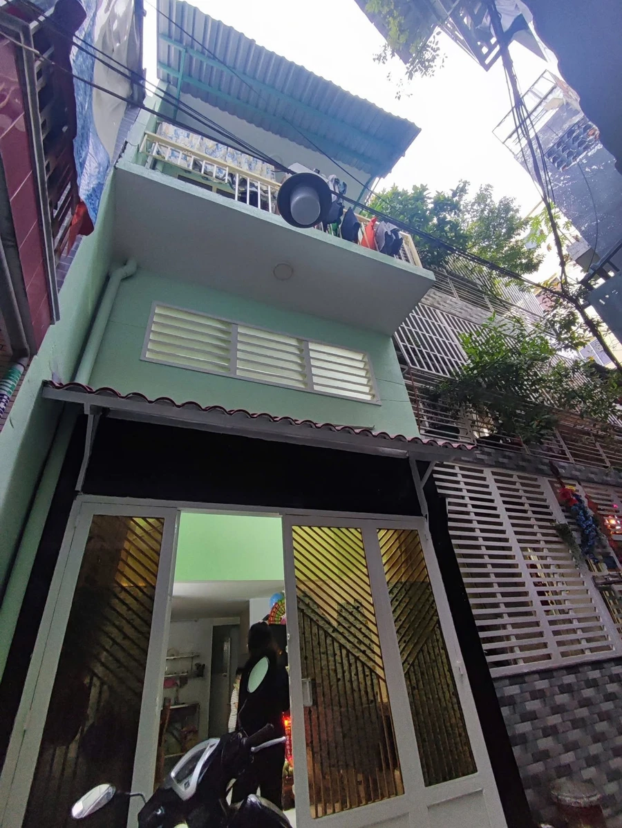 Bán nhà Sư Vạn Hạnh Q10, 27m², 3 tầng 3PN, nhỉnh 4 tỷ - Ảnh thu nhỏ 3