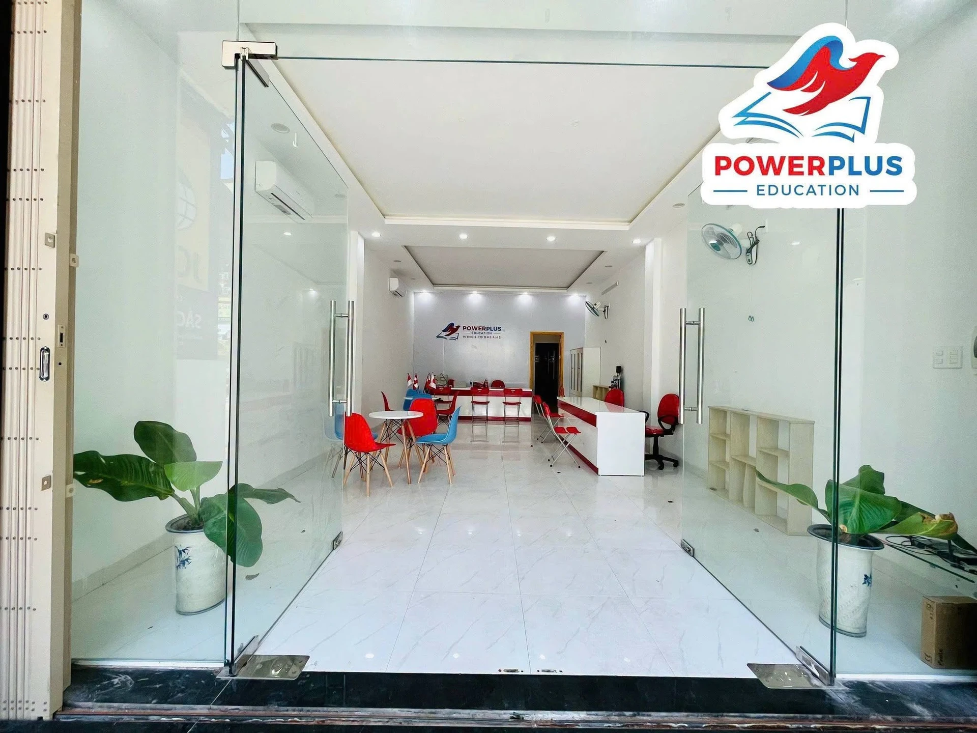 Cho thuê nhà mặt tiền Tố Hữu 300m2, 6PN, 3WC - 20 triệu/tháng - Ảnh 1