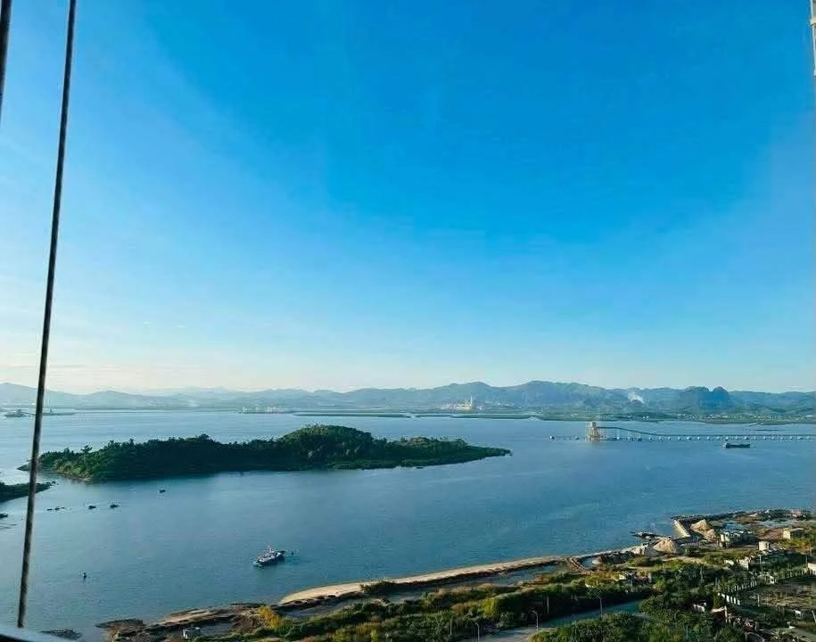 Bán căn hộ 3 ngủ The Ruby 96m² view biển Quảng Ninh - Ảnh 1