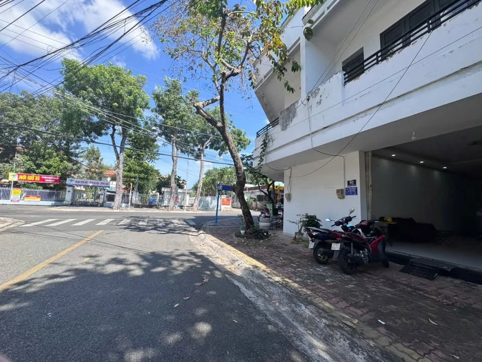 Bán nhà Bà Rịa 80m2 3 phòng ngủ 3.5 tỷ - Ảnh thu nhỏ 2