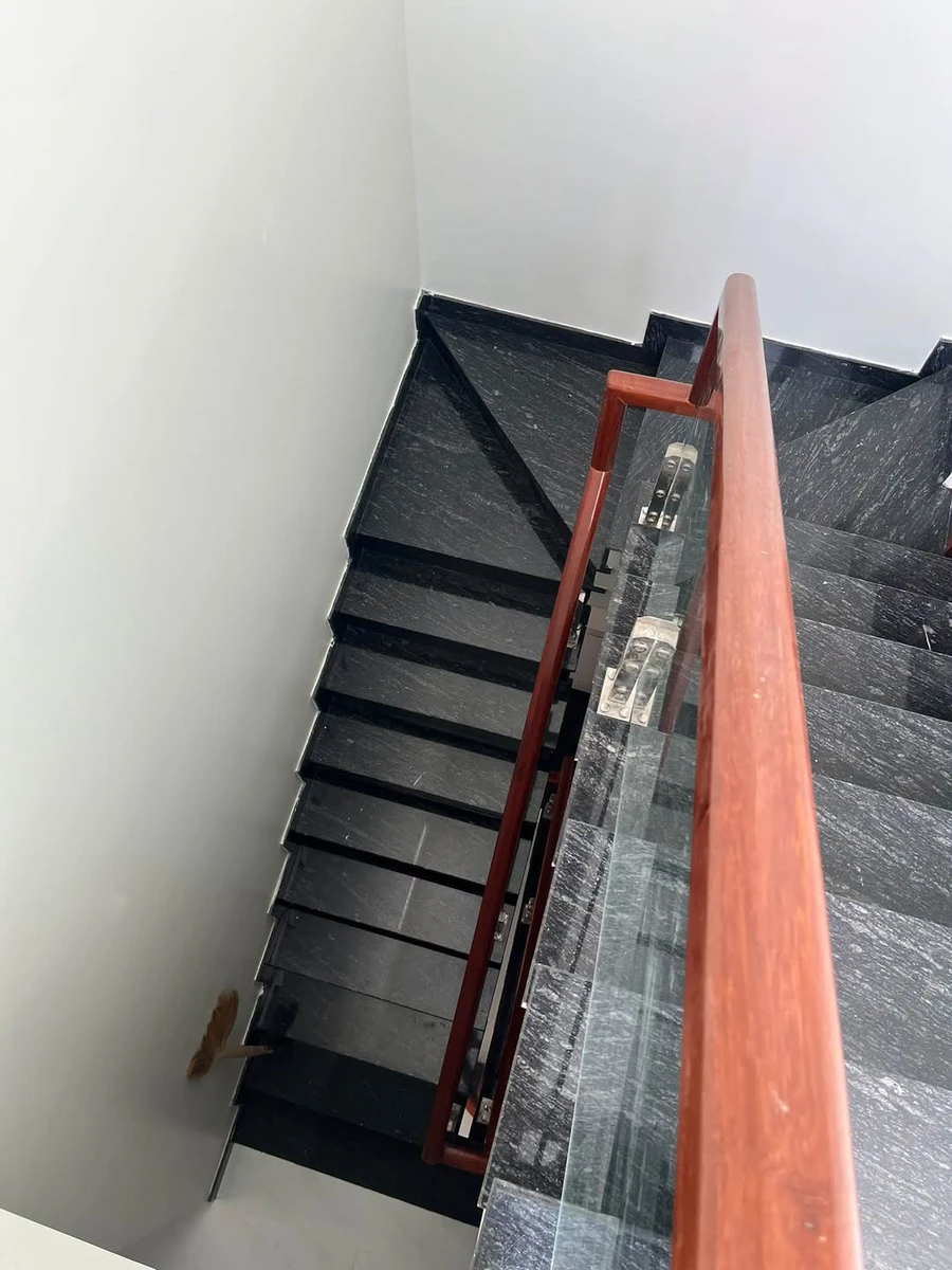 Cho thuê nhà 3 phòng ngủ 100m² Tân Đông Hiệp - Ảnh 1