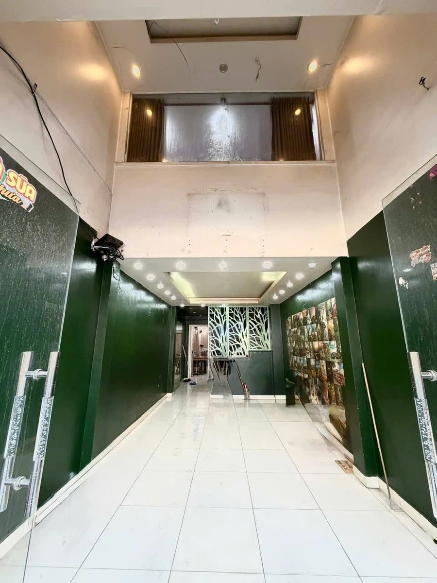 Bán nhà mặt tiền 3 Tháng 2, 50m2, 6 phòng ngủ, Quận 1 - Ảnh thu nhỏ 2