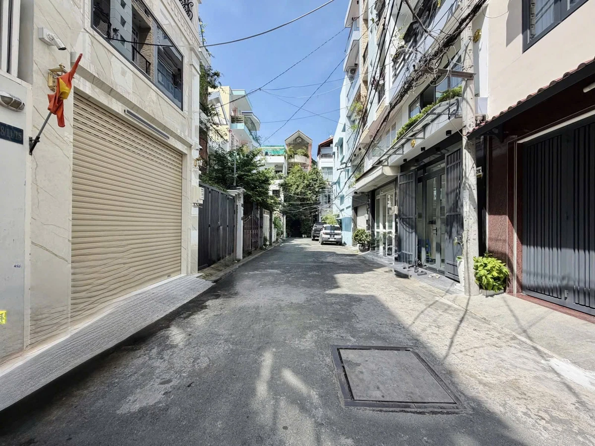 Bán nhà 4 phòng ngủ Phú Nhuận gần Phan Xích Long, 180m², 13 tỷ - Ảnh thu nhỏ 2