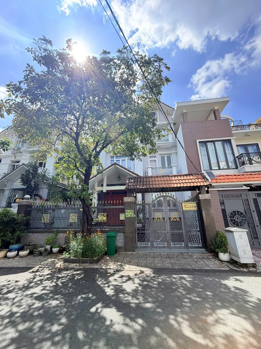 Bán biệt thự khu compound bờ sông Trần Não Quận 2, 199m² - Ảnh thu nhỏ 2