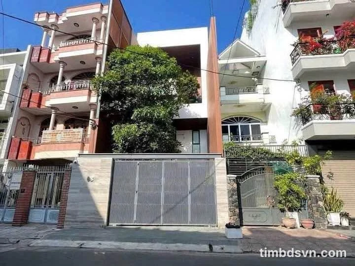 Bán nhà mặt tiền Lê Quý Đôn, Nha Trang, 188m2, 31 tỷ - Ảnh 1