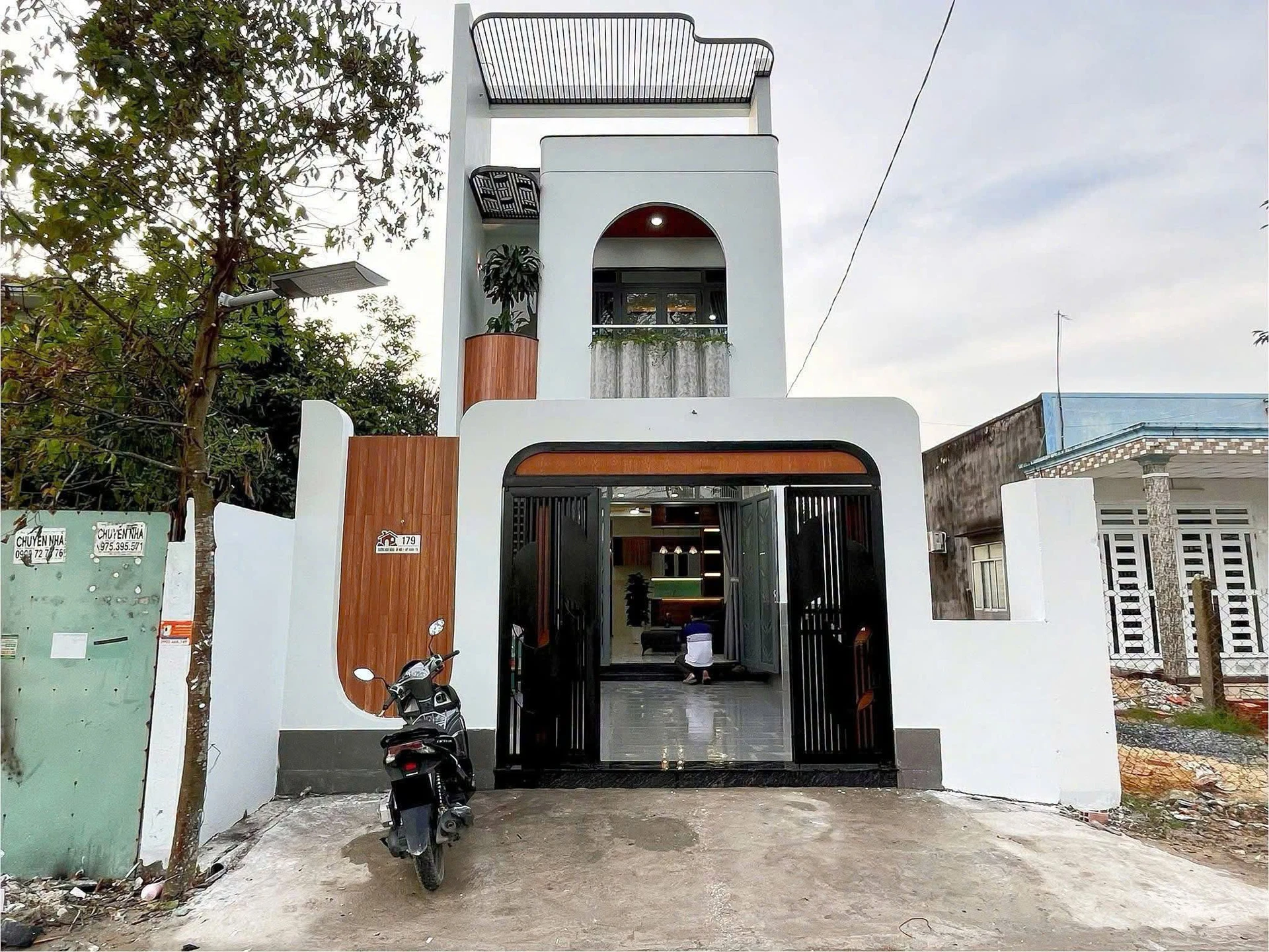 Bán nhà Phước Tân 95m² sổ riêng, gần Cổng 11 - Ảnh 1