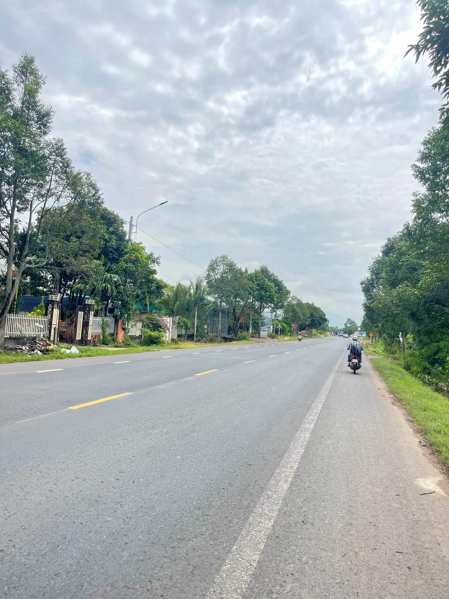 Bán đất 38x100m (3800m²) gần Bệnh viện Xuyên Á, Lâm Đồng, giá 2,3 tỷ - Ảnh 1
