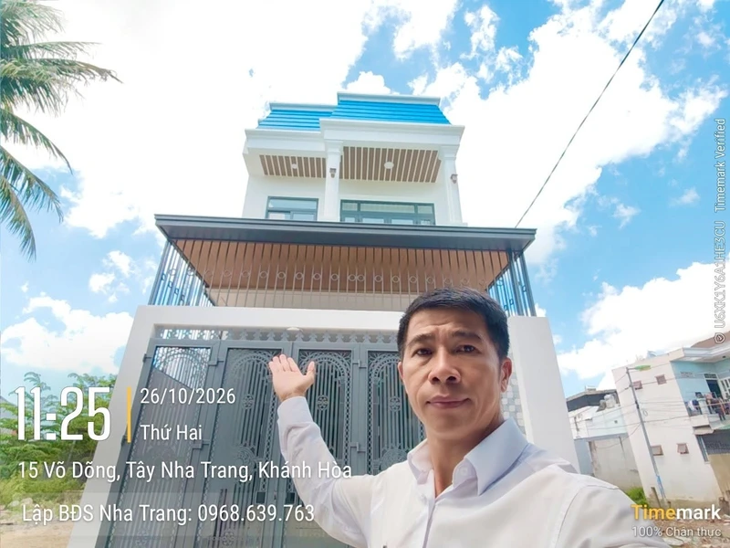 Bán nhà 2 tầng 124m2 mặt tiền Võ Dõng Vĩnh Trung, Nha Trang