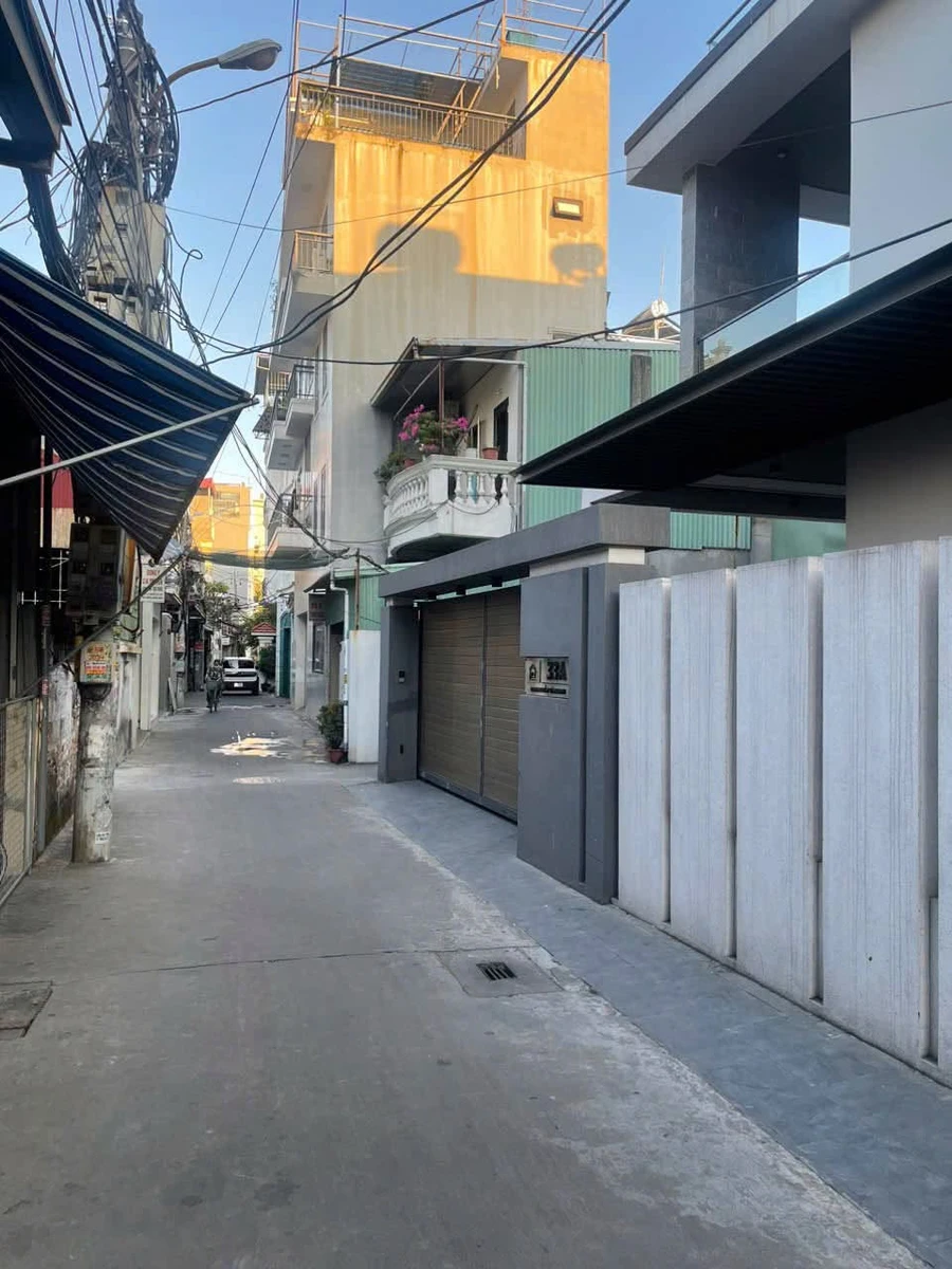 Bán nhà 70m² Chợ Hàng, Hồ Sen - Ảnh 1