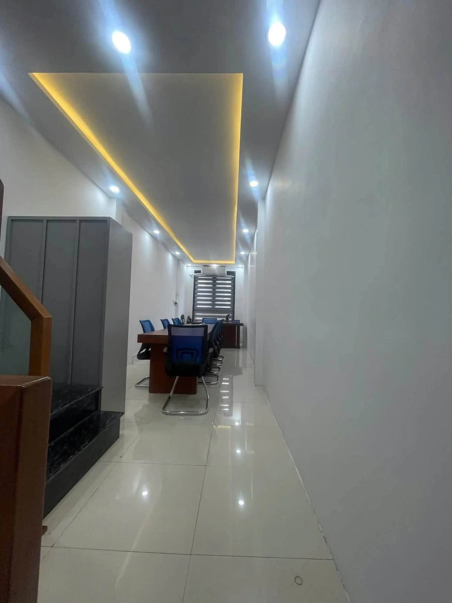 Cho thuê nhà 33m² 2 lầu Quang Trung, Bình Tân 10tr/tháng - Ảnh thu nhỏ 2