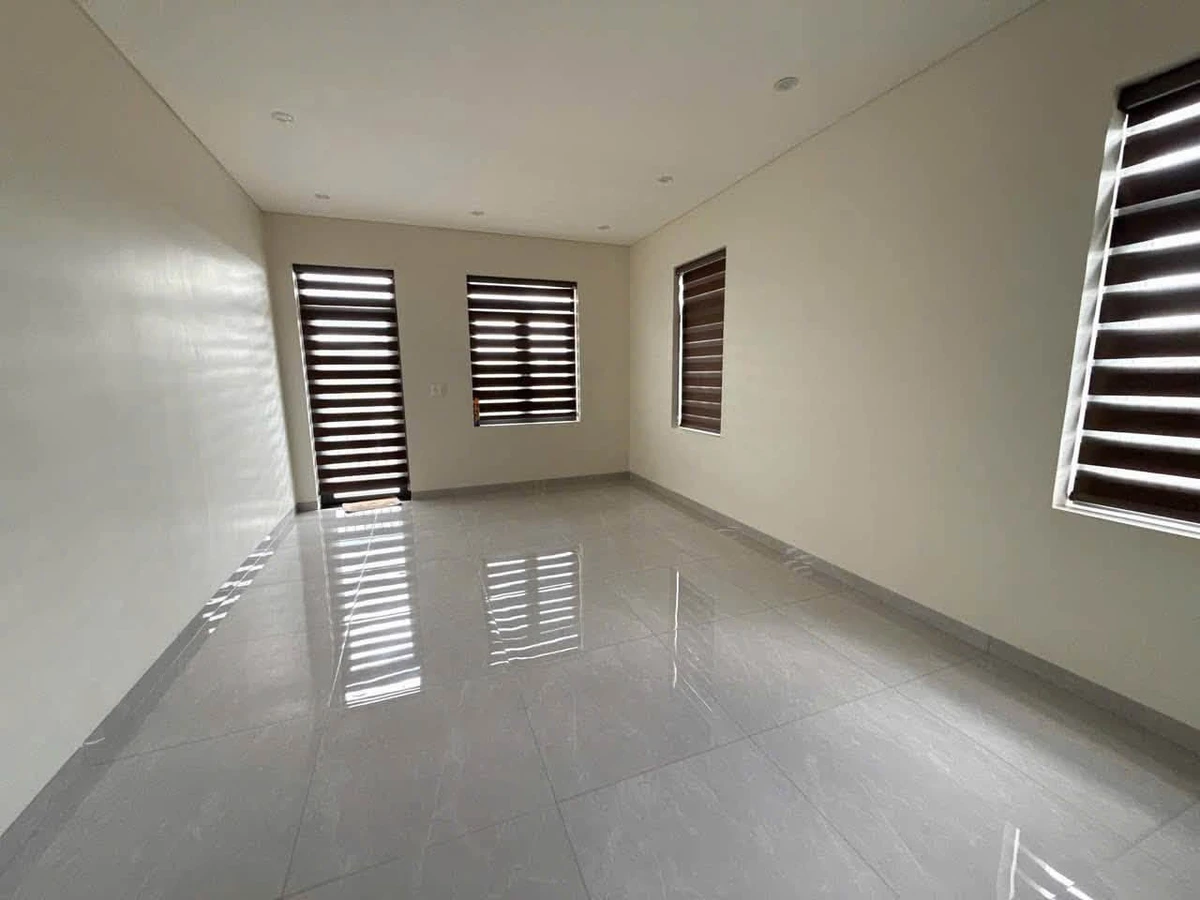 Bán nhà 3 lầu mặt tiền kinh doanh Hùng Vương 119m2, 10 tỷ - Ảnh thu nhỏ 4