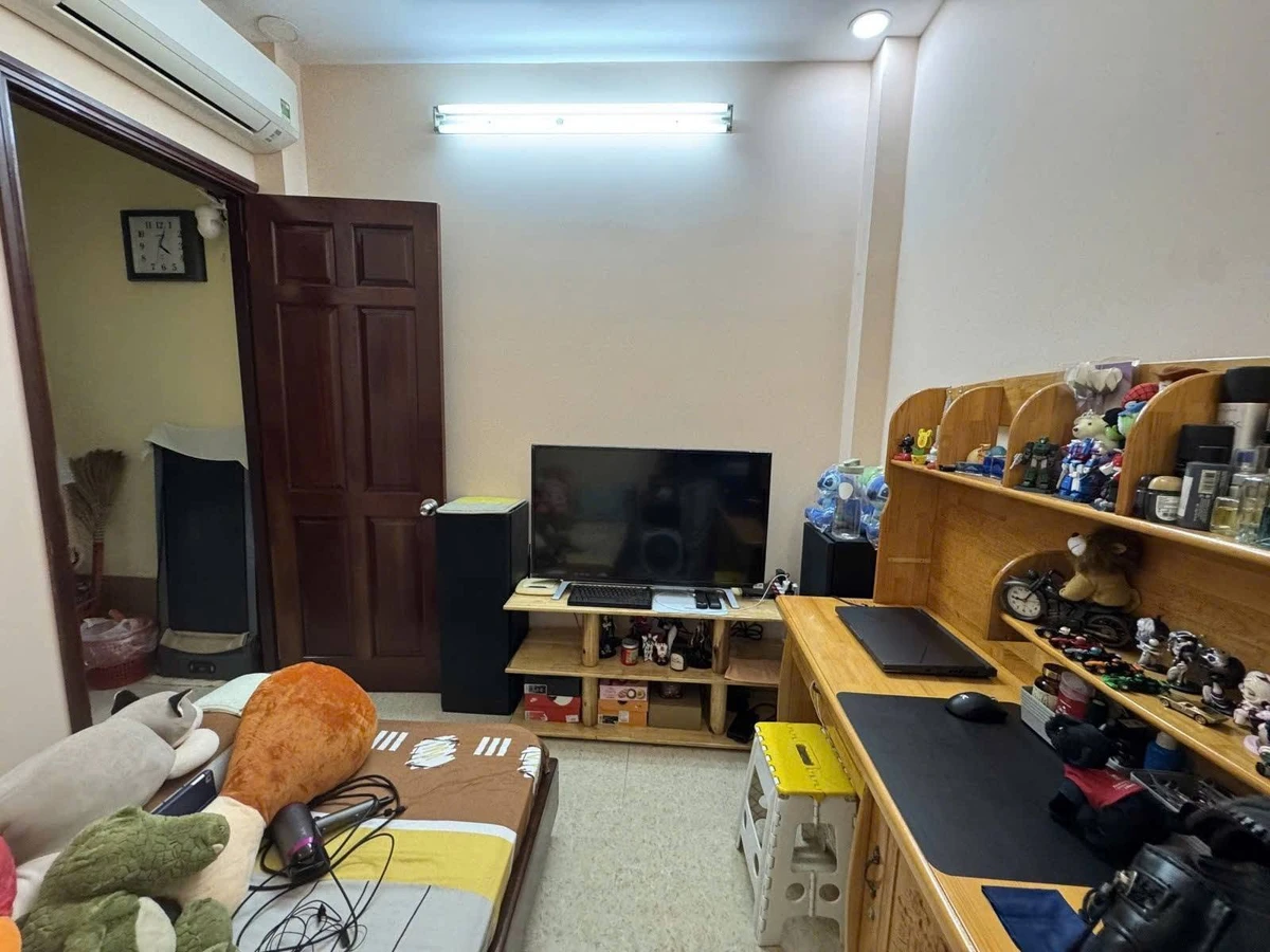 Bán nhà hẻm xe hơi 4 tầng 28,2m2, 4PN, đường Lê Văn Sỹ, Phú Nhuận giá 5,5 tỷ - Ảnh thu nhỏ 4
