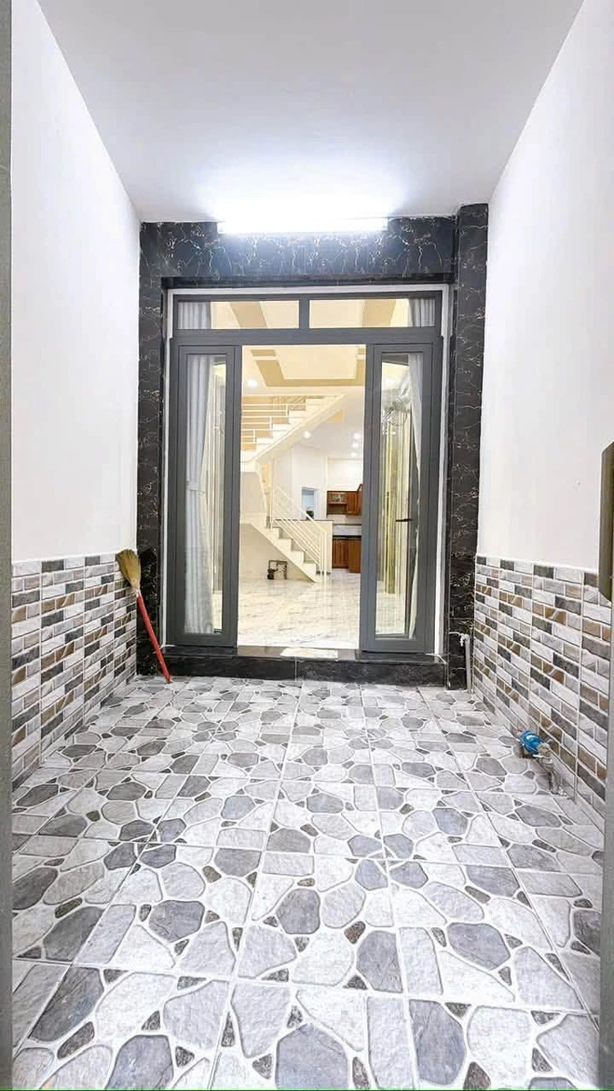 Bán nhà 3 tầng 33,5m² 4PN 5WC đường Tôn Đản, Phường Khánh Hội, Quận 4 - Ảnh thu nhỏ 2
