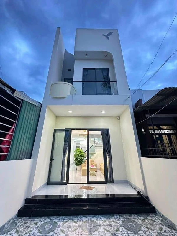 Bán nhà 2 tầng 92m² 3PN tại Lê Văn Sỹ, Quảng Ngãi