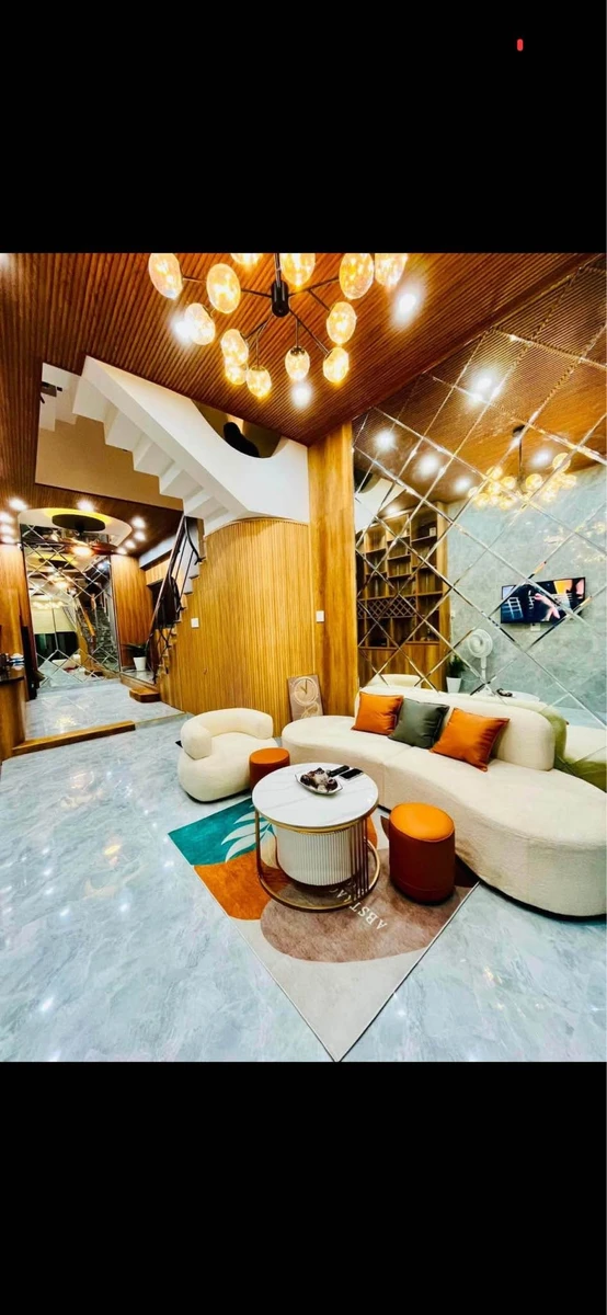 Bán nhà mặt tiền 3 tầng 37m2 Quy Nhơn 4 tỷ 380 triệu - Ảnh 1